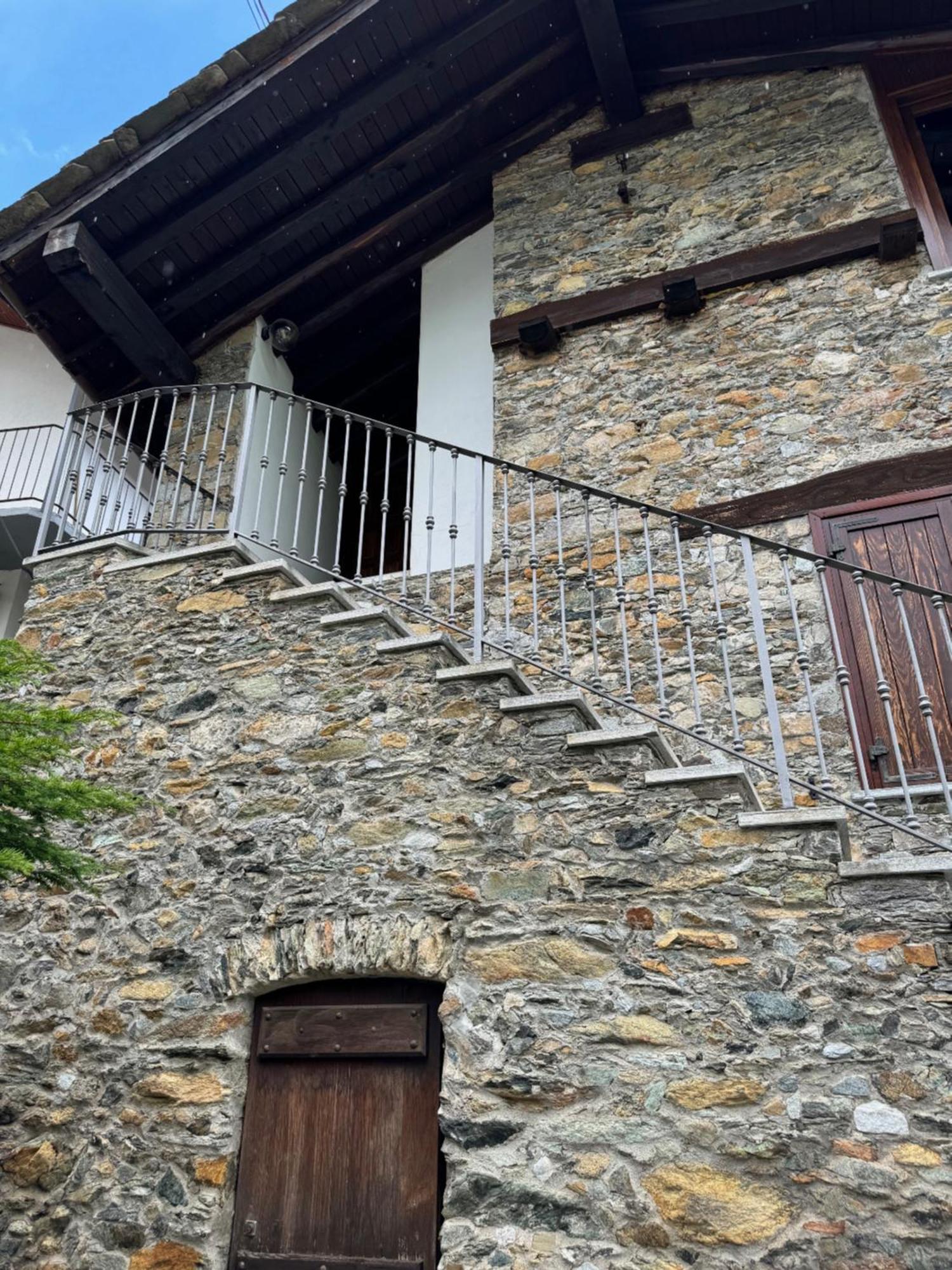 La Casa Di Nina - Traves Pessinetto Exterior foto